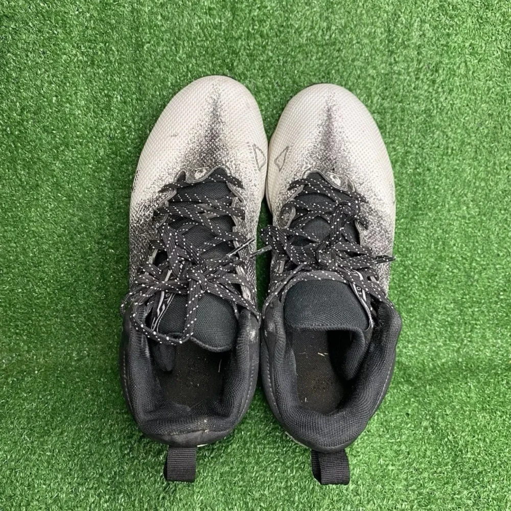 Under Armour UA Mens Size 7.5 Spotlight Fran RM 2.0 Jr  Cleats White/Black‎
